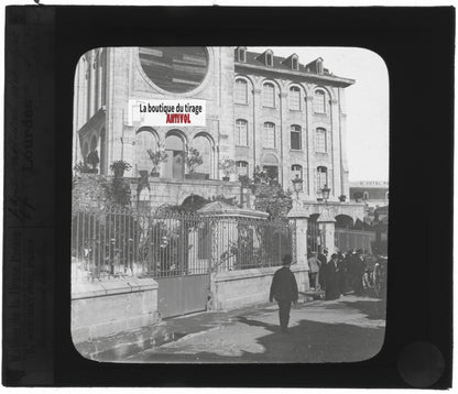 Hôpital, Lourdes, photo plaque verre, noir et blanc, positif 8,5x10 cm