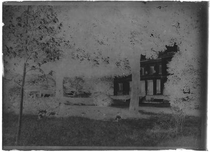 Plaque verre photo ancienne négatif noir et blanc 6x9 cm château Bailly France 