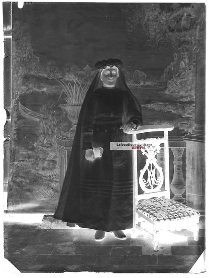 Plaque verre photo ancienne négatif noir et blanc 9x12 cm communion jeune fille 