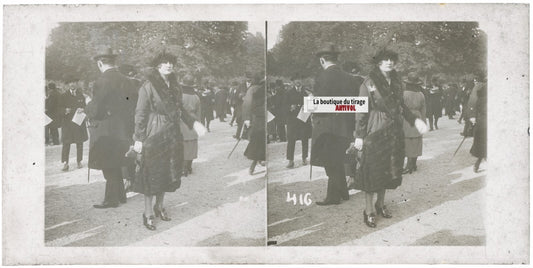 Scène de vie, Longchamp, Paris, plaque verre stéréoscopique, positif 8,5x17 cm