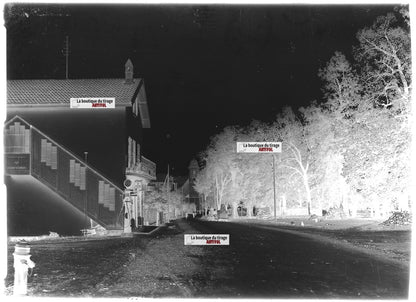 Plaque verre photo ancienne négatif noir & blanc 13x18cm Balmont station service