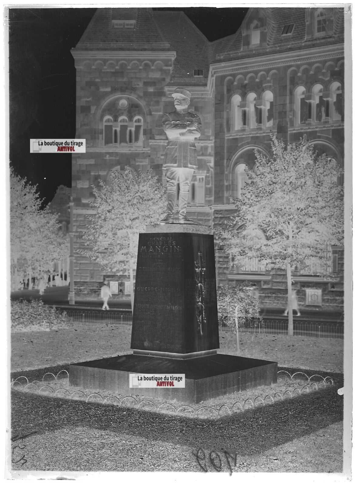 Plaque verre photo ancienne négatif noir et blanc 13x18 cm Metz général MANGIN