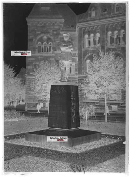 Plaque verre photo ancienne négatif noir et blanc 13x18 cm Metz général MANGIN