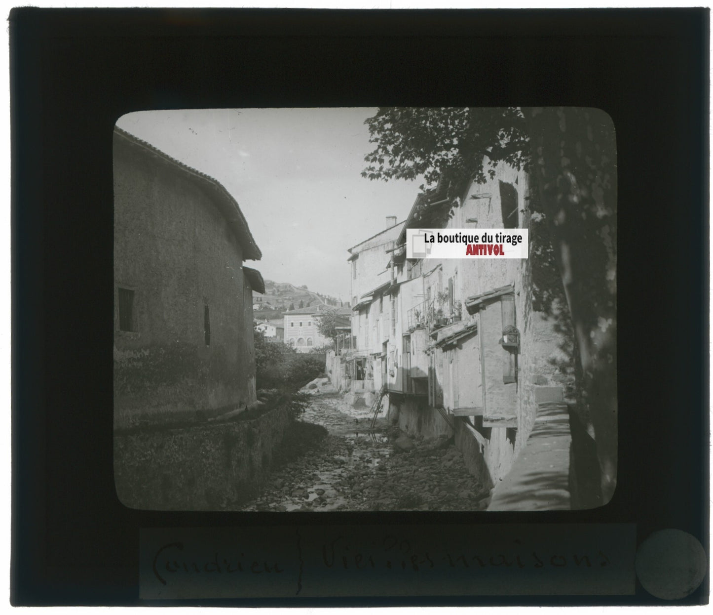 Vieilles maisons, Condrieu, photo ancienne plaque verre, positif 8,5x10 cm