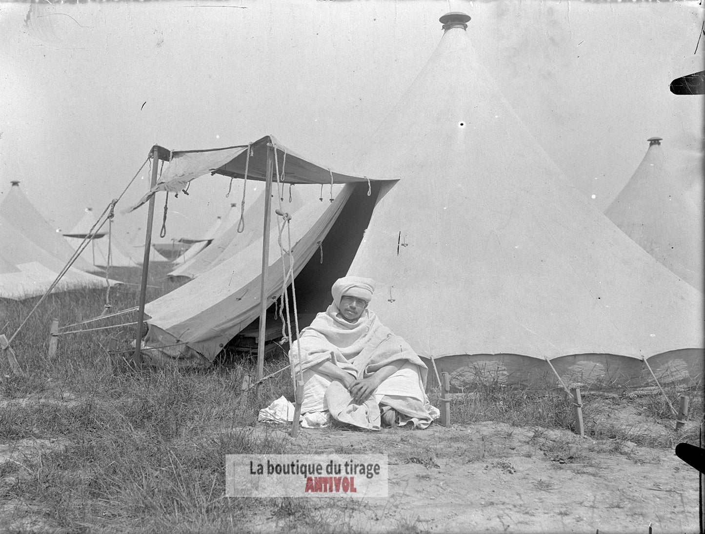 Soldat nord-africain, Bois-l’Évêque, plaque verre, photo, négatif 9x12 cm