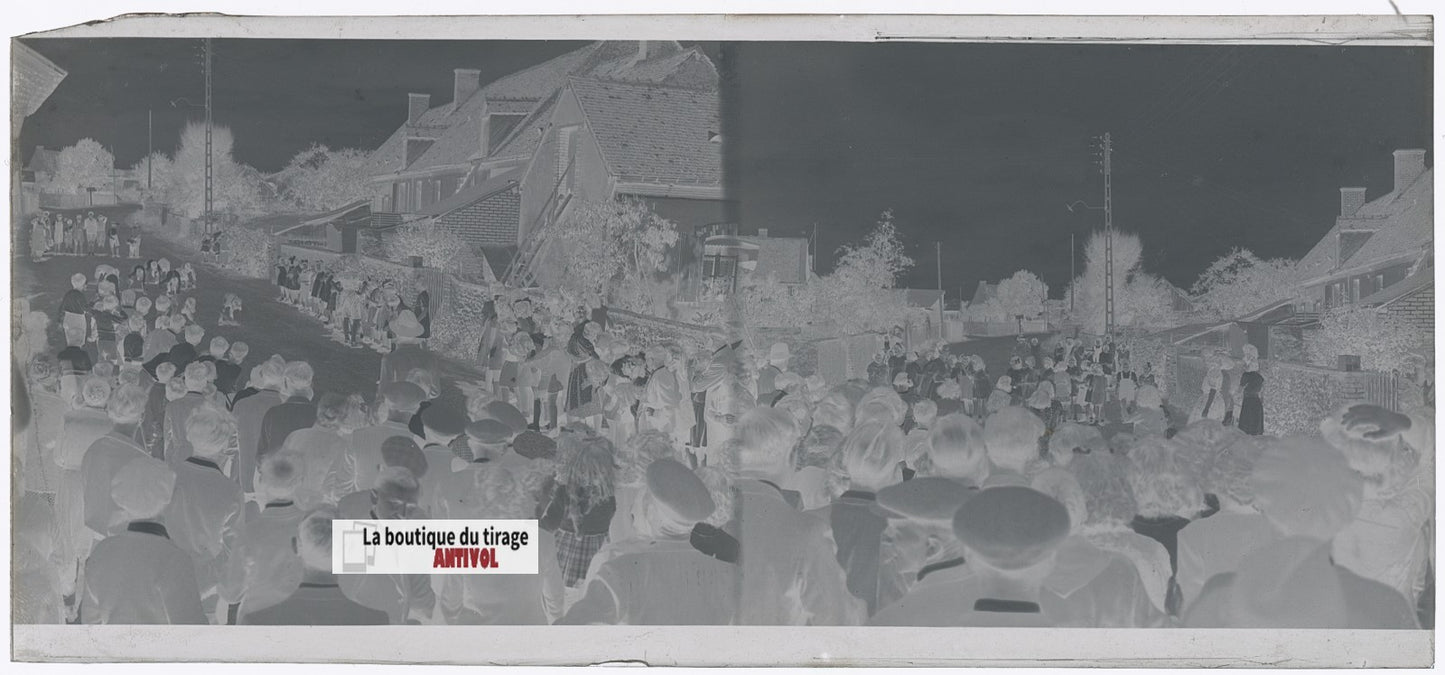 Fête de village, France, plaque verre, photo ancienne, négatif N&B 6x13 cm